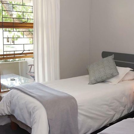 The Village Guesthouse เซียเรส ภายนอก รูปภาพ