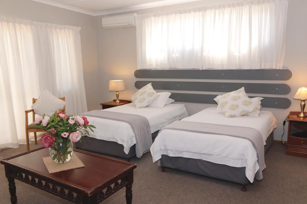 The Village Guesthouse เซียเรส ภายนอก รูปภาพ