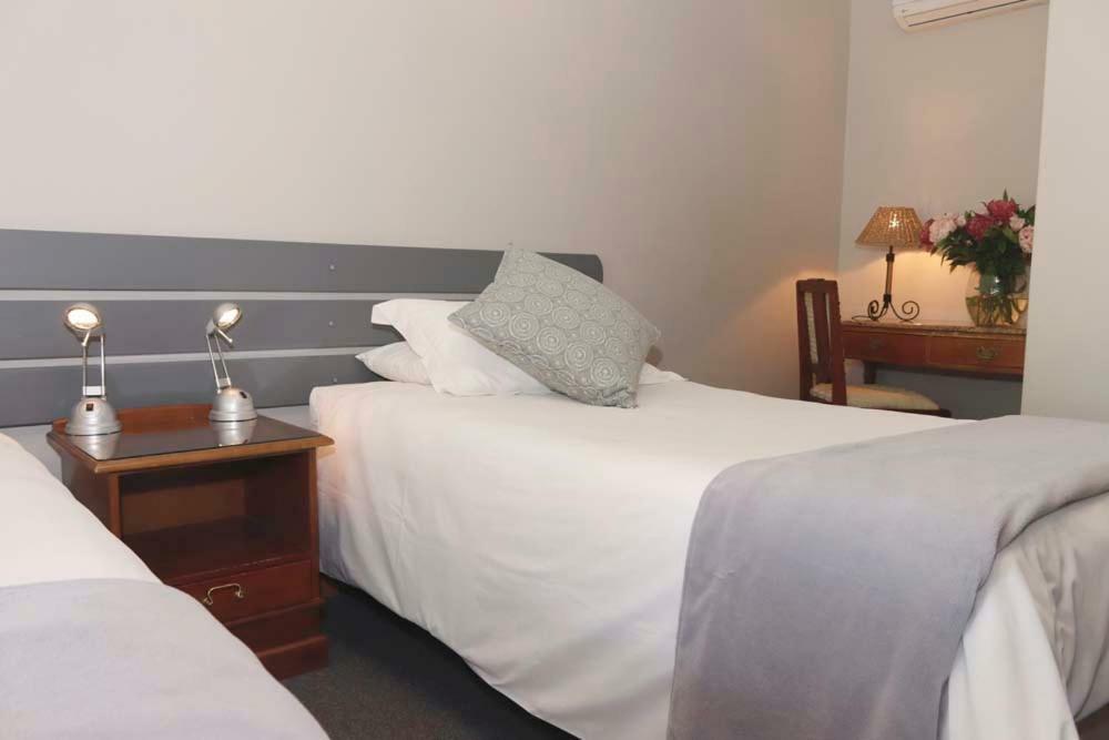 The Village Guesthouse เซียเรส ภายนอก รูปภาพ