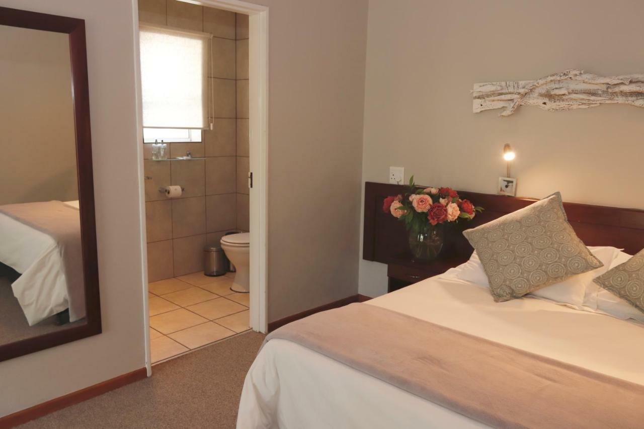 The Village Guesthouse เซียเรส ภายนอก รูปภาพ